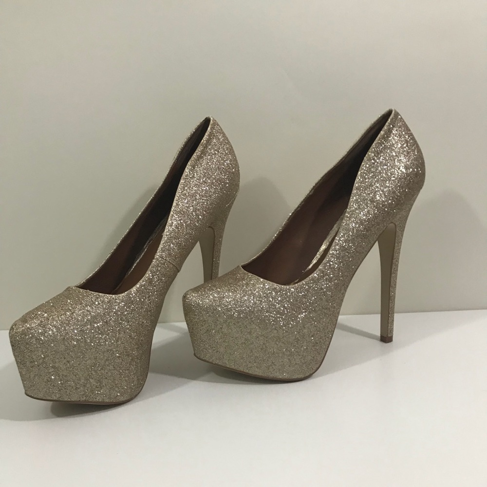 Steve Madden gold glitter DEJAVU